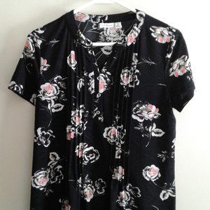 Beautiful Ladies CHOCO DESIGNS TOP in size s/m